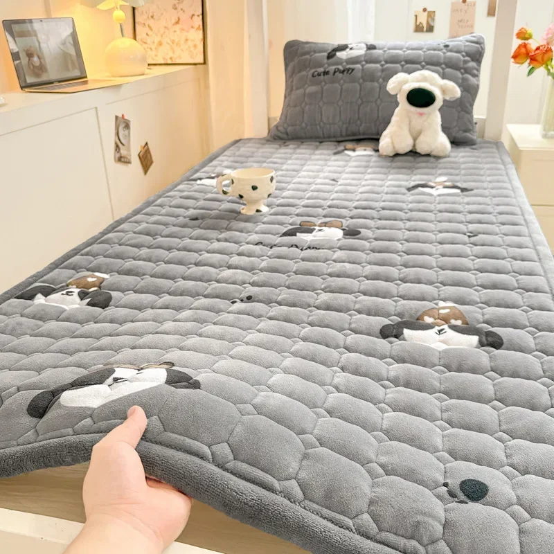 Теплый матрас с мультяшным при – обзор и цена Home Textiles Super Soft