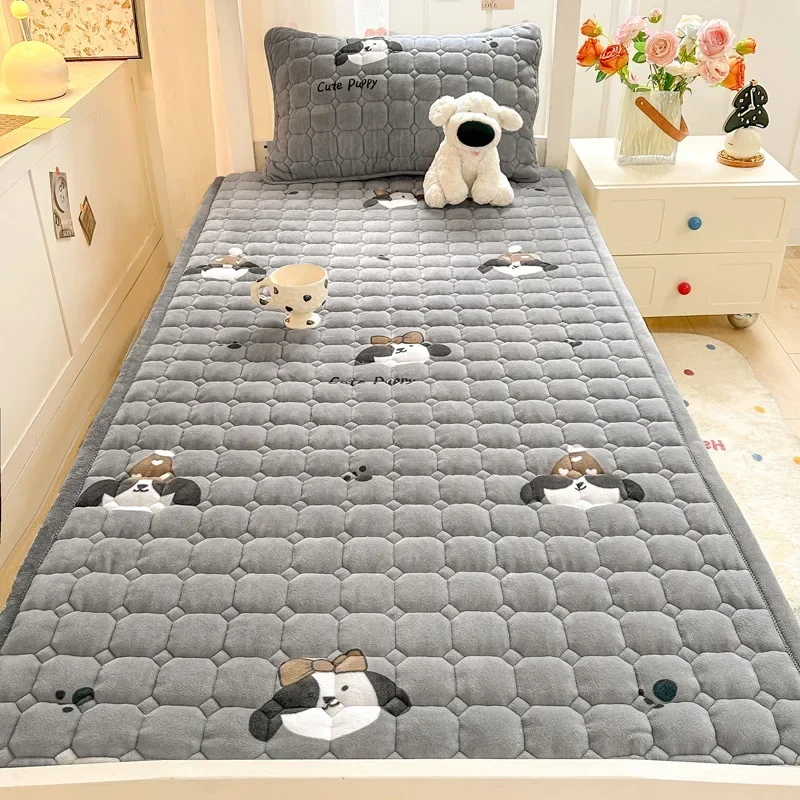 Теплый матрас с мультяшным при – обзор и цена Home Textiles Super Soft